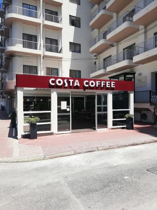 Sunny 2 Bedroom, 2 Bathrooms, Seaside Apt. Sliema Esterno foto